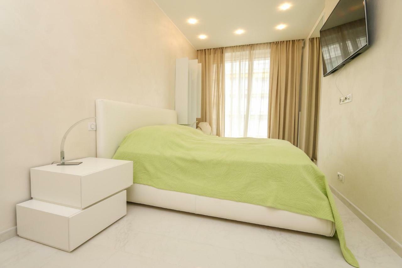 نيس Seafront Modern Apartment المظهر الخارجي الصورة